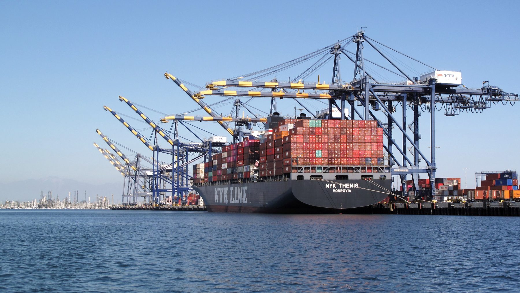 Container ship at cranes in the Port of Los Angeles